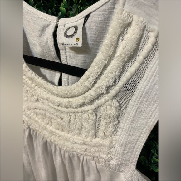 Anthropologie - Akemi + Kin Otranto Tank in White - Picture 3 of 10